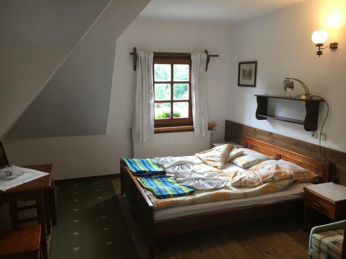 Gosciniec Pod Smrekami Bed & Breakfast Czorsztyn Dış mekan fotoğraf